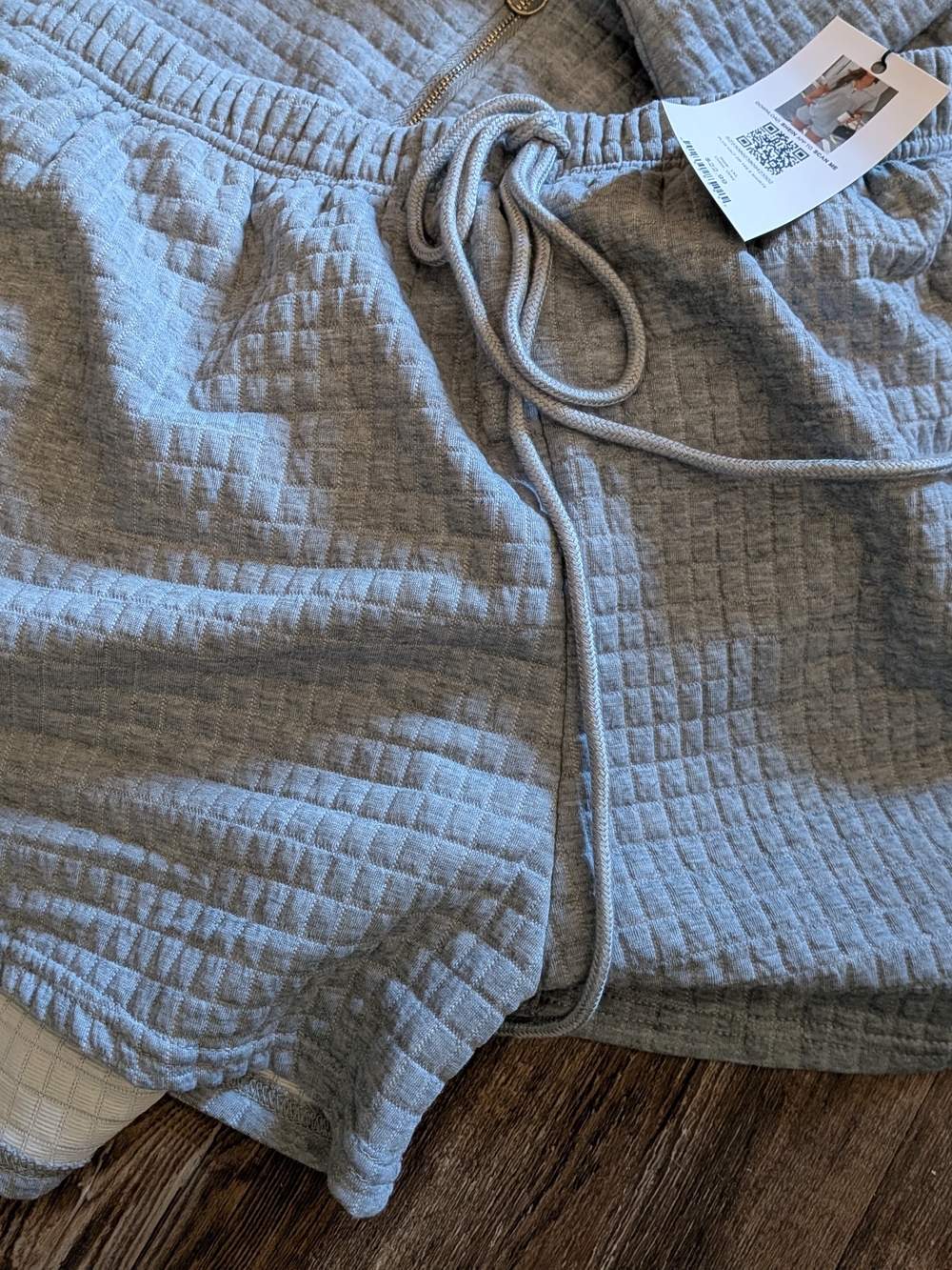 2 Piece Set 1XL SHEIN Grey Quilted Half-Zip Polo Top & Shorts! - Picture 4 of 6